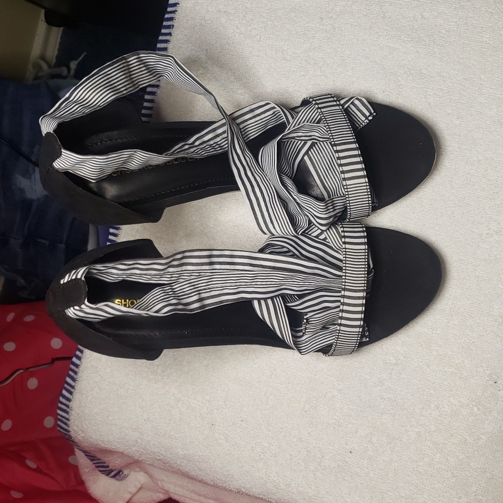 Women's Tie Up Sandals